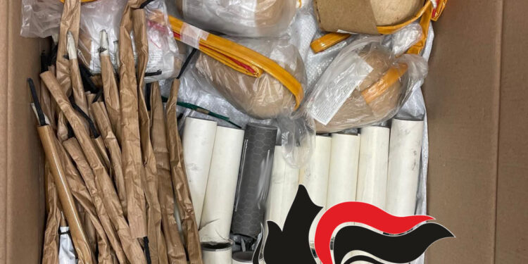 Napoli: Il capodanno è alle porte. Massima attenzione ai fuochi illegali. Carabinieri arrestano 24enne, denunciata la madre