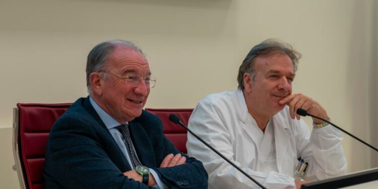 Primo trapianto di cuore battente al mondo: record a Padova