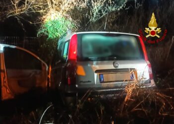 Incidente stradale nella notte ad Atripalda: intervengono i Vigili del Fuoco di Avellino