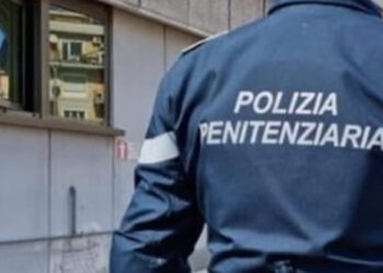 Agente Penitenziario arrestato per spaccio e contrabbando nel carcere di Santa Maria Capua Vetere