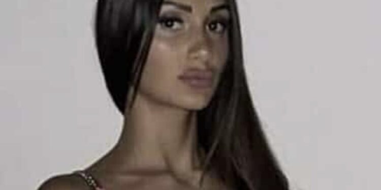 Quartieri Spagnoli in lutto: addio a Martina Boccia, morta a soli 15 anni