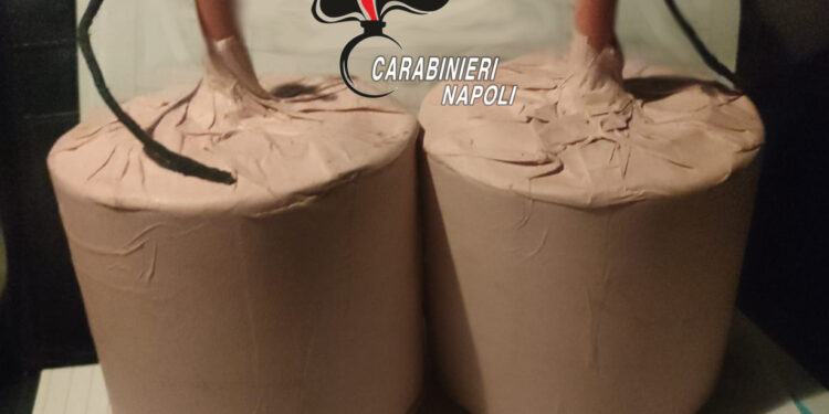 San Gennaro Vesuviano: Carabinieri sorprendono 2 persone con 3 chili di esplosivo micidiale, arrestati