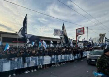 Medici bloccati dai festeggiamenti dei tifosi del Napoli: trapianto d’urgenza a rischio