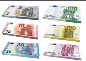 800mila euro in contanti nascosti in auto e in casa: scoperta shock sulla statale tra Brindisi e Lecce