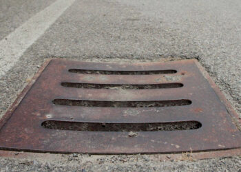 Savignano Irpino, cade in un tombino per recuperare le chiavi: 47enne salvato dai Carabinieri