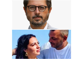 Napoli, Borrelli sotto casa di Very e Sasy: “Sfratto imminente, lasciate l’alloggio popolare occupato abusivamente”