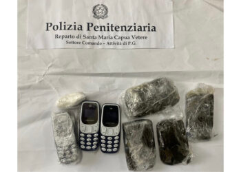 Sequestro nel carcere di Santa Maria Capua Vetere: droga e cellulari nascosti