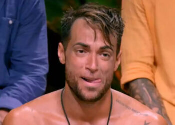 Montoya di Temptation Island e l’annuncio di calciomercato: un video ironico per il Betis Siviglia