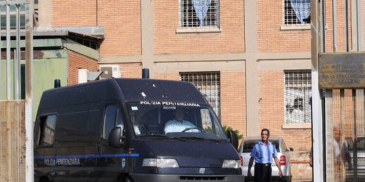SALERNO, AGGREDITI DUE AGENTI IN CARCERE. SAPPE: NON C’È TREGUA PER IL PERSONALE DI POLIZIA PENITENZIARIA IN SERVIZIO PRESSO GLI ISTITUTI PENITENZIARI DELLA CAMPANIA