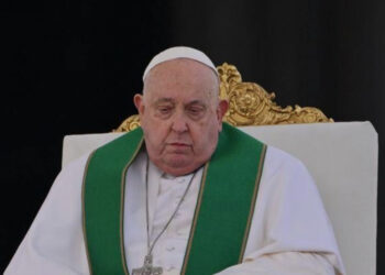 Papa Francesco ricoverato al Gemelli per accertamenti e cure contro la bronchite