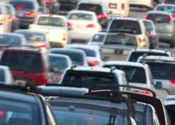 Napoli: Tir bloccato nella galleria Capodimonte Ovest causa disagi al traffico sulla Tangenziale