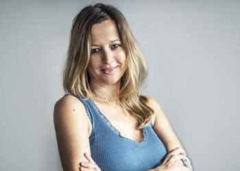 Addio a Ilaria Iacoboni, voce storica di Radio Capital, scomparsa a 49 anni