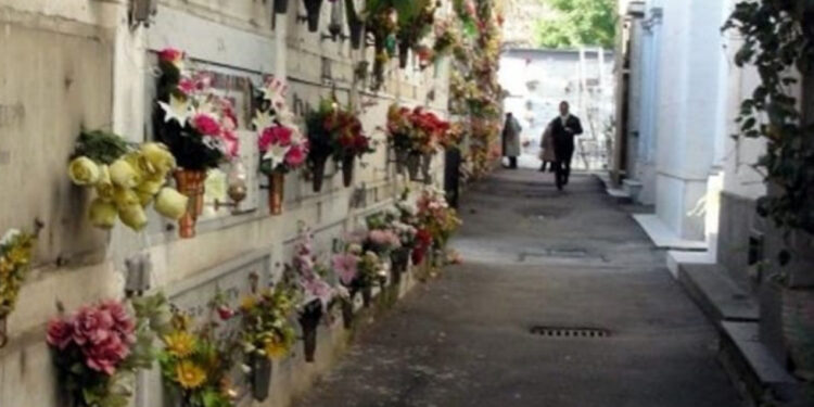 Errore al cimitero di Poggio a Caiano: cremata la salma sbagliata