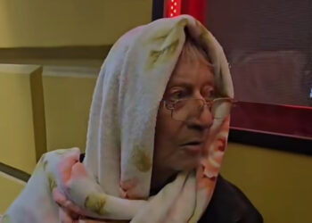 Pino Grazioli continua il confronto con l’anziano sfruttato: “Un vero fratello ti aiuta, non ti lascia per strada”