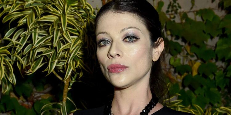 Addio a Michelle Trachtenberg: l’attrice di “Gossip Girl” e “Buffy l’ammazzavampiri” scompare a 39 anni