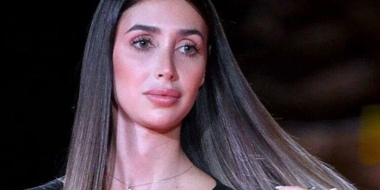 Michelle Comi su Fedez: ” Ha contattato anche me”