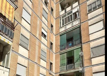 Acerra, bimba sbranata: spunta un pigiamino insanguinato tra i rifiuti