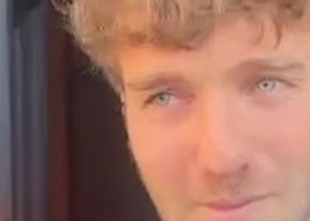 L’ultimo saluto a Eleonora Giorgi: le parole commosse dei figli fuori dalla chiesa