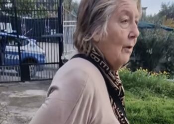 Vanda chiama la Polizia: rifiuta la decisione del tribunale