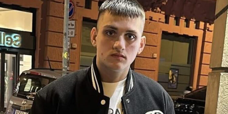 Napoli: vietati i funerali pubblici per Emanuele Durante, il 20enne ucciso in un agguato