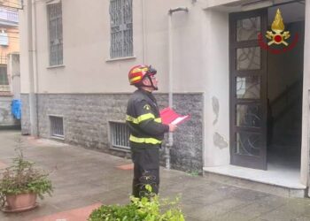 NAPOLI, TERREMOTO CAMPI FLEGREI: IN PIÙ DI 24 ORE ESEGUITE DAI VIGILI DEL FUOCO 182 VERIFICHE SU EDIFICI