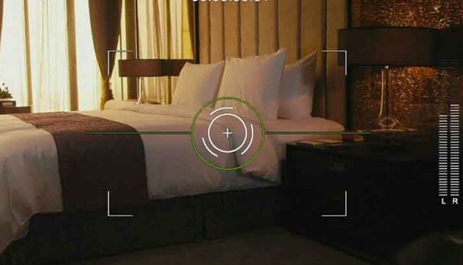 Scoperta inquietante in un B&B all’Arenella: telecamere nascoste in letto e doccia
