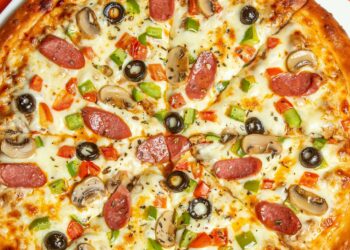 Gita scolastica a Napoli: studenti intossicati dopo cena in pizzeria