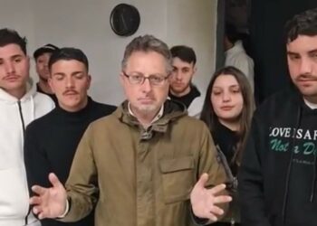 Dolore e rabbia a Cesa: la madre di Davide Carbisiero si sfoga dopo la morte del figlio