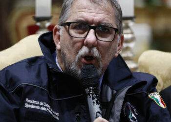 Pozzuoli: consiglio comunale straordinario sul bradisismo