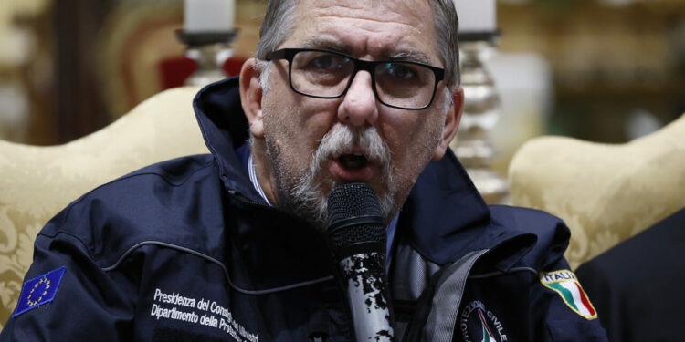 Pozzuoli: consiglio comunale straordinario sul bradisismo