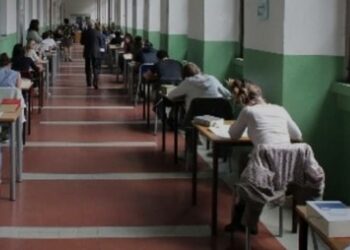 Truffa dei falsi diplomi ATA: smantellata rete criminale nel Beneventano
