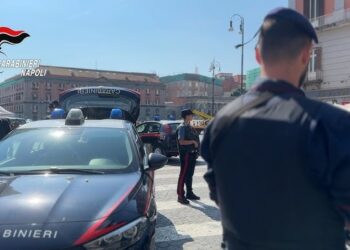 Napoli, maxi blitz anti-camorra a Fuorigrotta e Chiaia