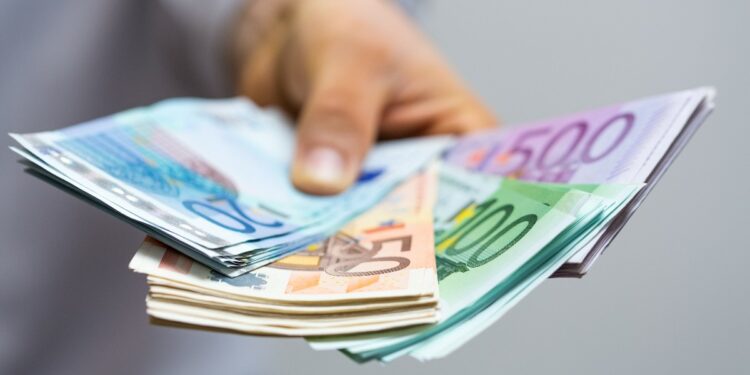 Rapina da film alla banca BPER di Grumo Nevano: condannati due degli autori del colpo milionario