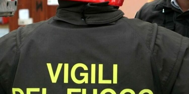 Tragedia al Rione Gescal di Nola: giovane trovata deceduta in casa, era sola da giorni