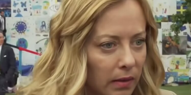 Meloni ribadisce: “No all’invio di truppe italiane in Ucraina senza mandato ONU”