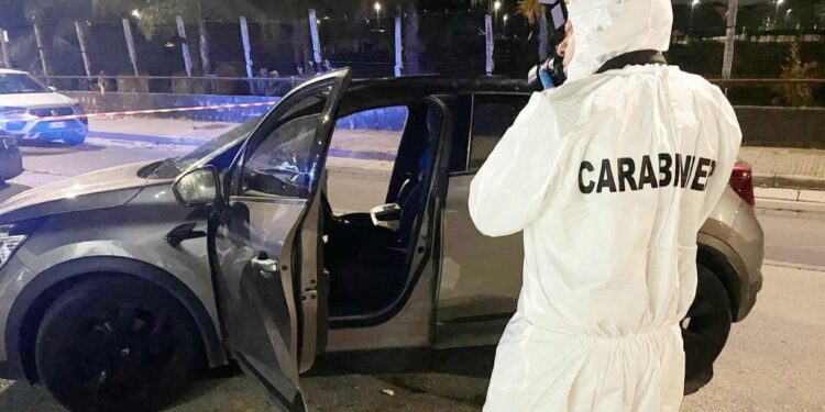 Tragedia a Napoli, ritrovati i corpi di due donne: una deceduta, l’altra in coma