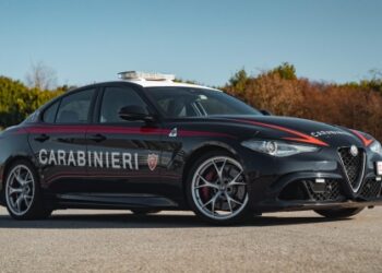 Mugnano, grave incidente nella notte in via Napoli: tre minorenni feriti, due operati d’urgenza