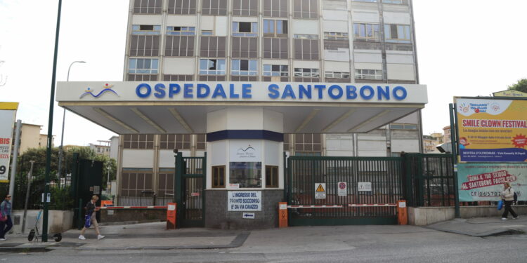 Acerra, tragedia sulla strada: perde la vita un padre, gravissimo il figlio di 5 anni