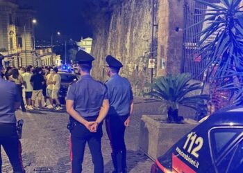 Armato alla notte prima degli esami: 17enne denunciato al Vomero
