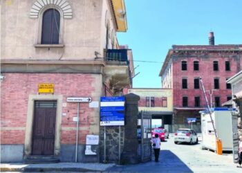 Torre del Greco: assistenti sociali salvano 12enne dal degrado.