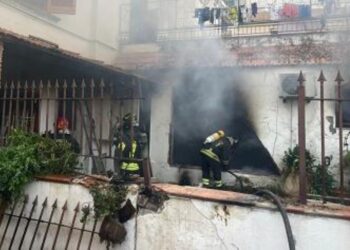 Sorrento: esplosa un’abitazione per una fuga di gas, morte due persone.