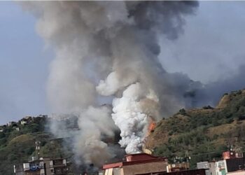 Napoli: forte esplosione in una fabbrica di fuochi d’artificio.
