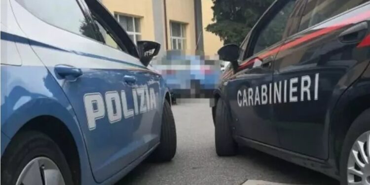 Associazione mafiosa e droga, polizia e carabinieri eseguono le ordinanze dei gip di Salerno.
