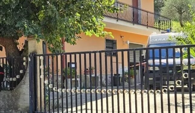 Benevento: donna trovata morta nella sua abitazione, marito e figli irreperibili.
