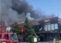 Incendio a Terzigno: l’azienda dolciaria prende fuoco, nessun ferito.