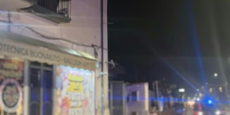 Piazzola di Nola: forte esplosione, ferita una 68enne.