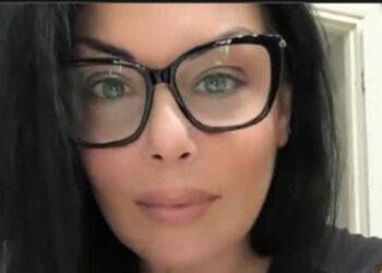 Fissata per domani l’autopsia per la 51enne trovata morta in casa.