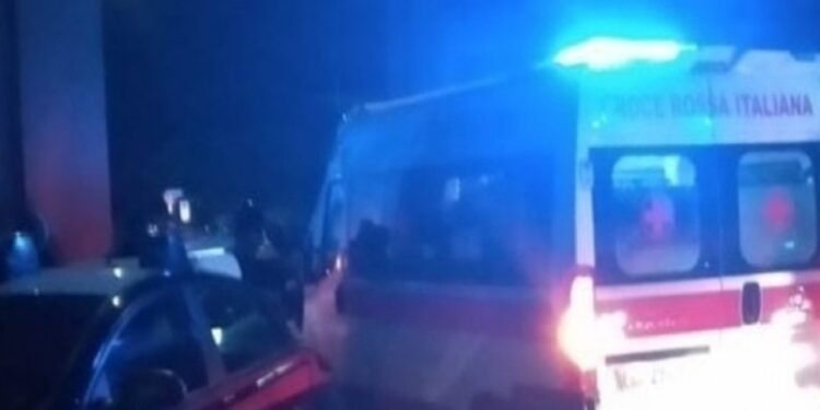 Ercolano, Napoli: auto precipita in un dirupo.