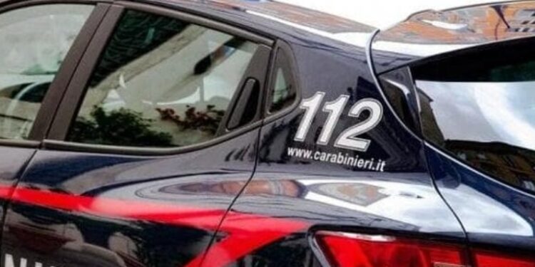 Salerno: 75enne colto da un malore, salvato dai carabinieri.