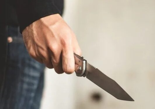 Afragola: minorenne accoltella un ragazzo durante una lite.